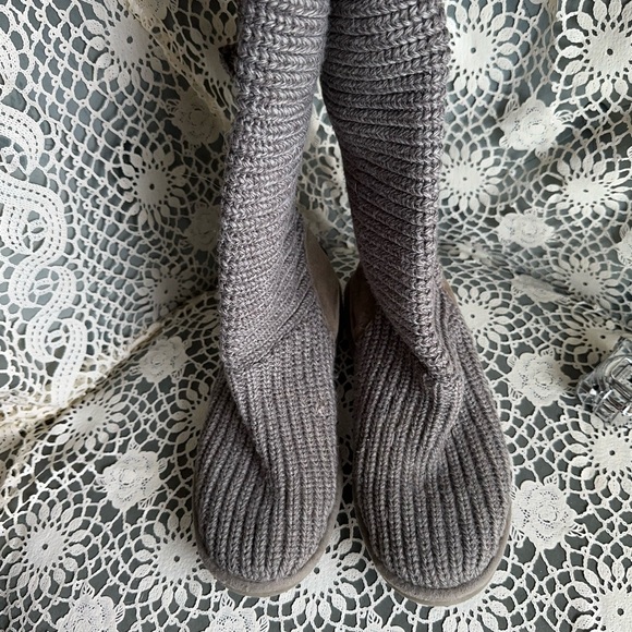 UGG AUSTRALIA FOR WOMEN/ 9 - Picture 12 of 16